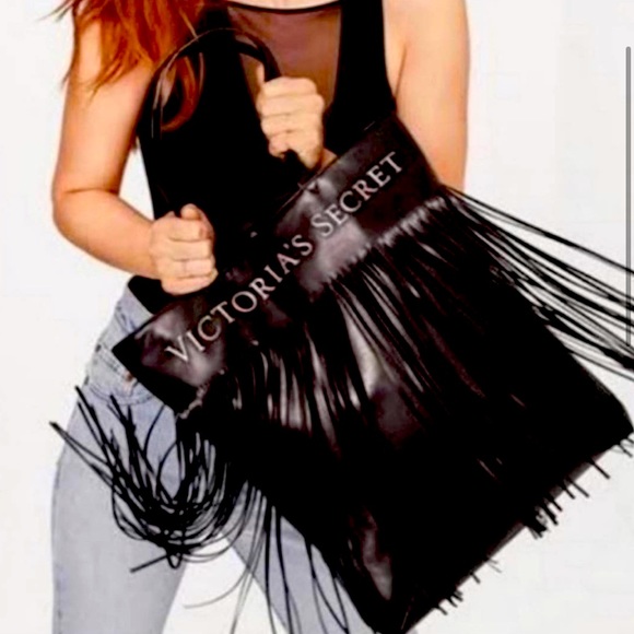 NWT Limited Edition Victoria's Secret Large Fringe Faux Leather Tote - Picture 1 of 11